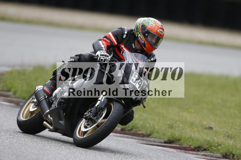 Archiv-2025/22 06.06.2025 DISCOVER the BIKE ADR/Bike 1 gruen/54